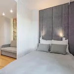 Apartamenty Centrum Wigury Parking Dostep Na Kod Blisko Galeria Lodzka, Piotrkowska, Jednorozec